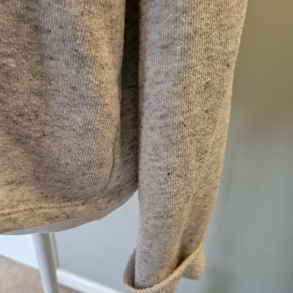 Forever 21 Gray Long Sleeve Sweater with 
